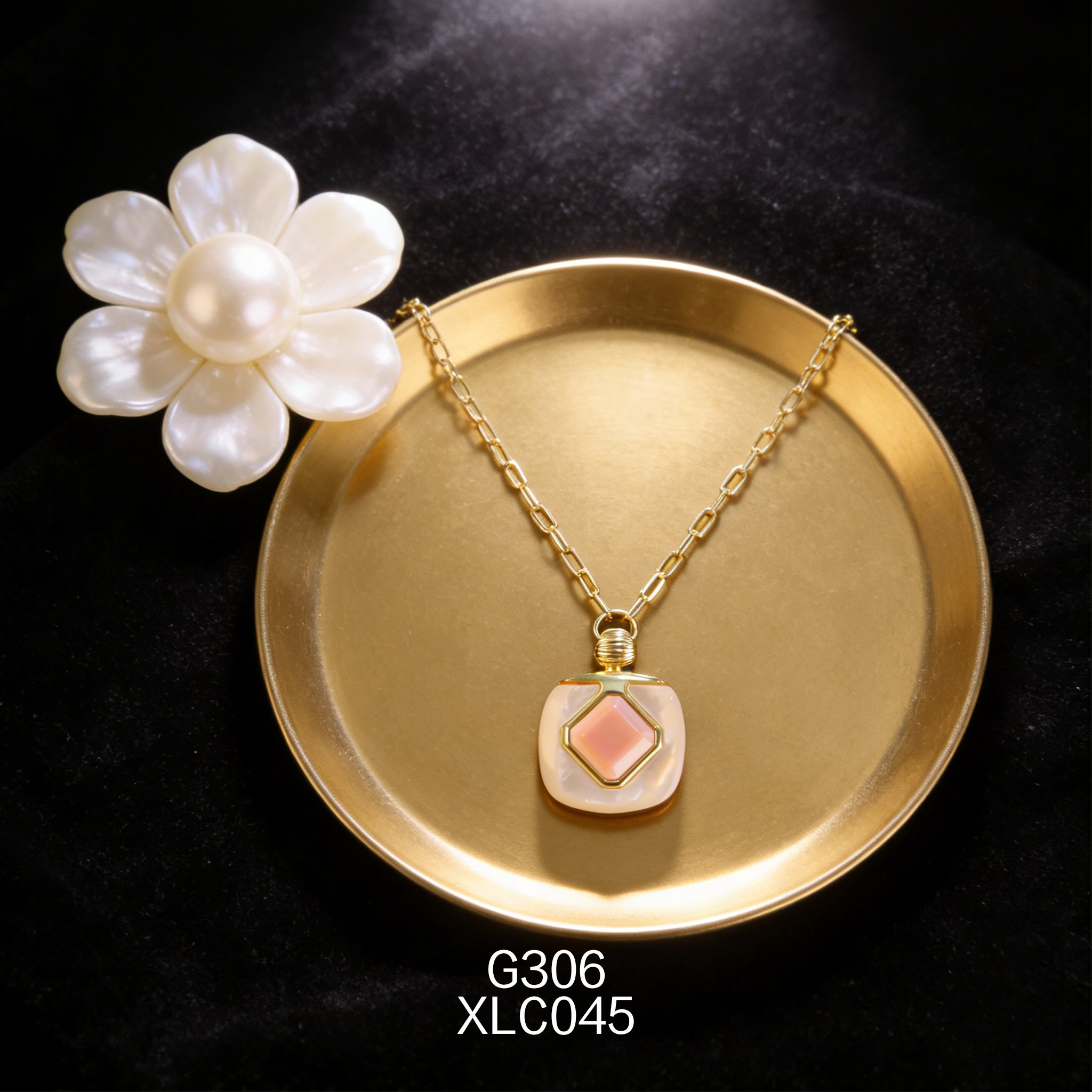 电镀黄金 10 x 10mm 白贝女皇贝复古项链