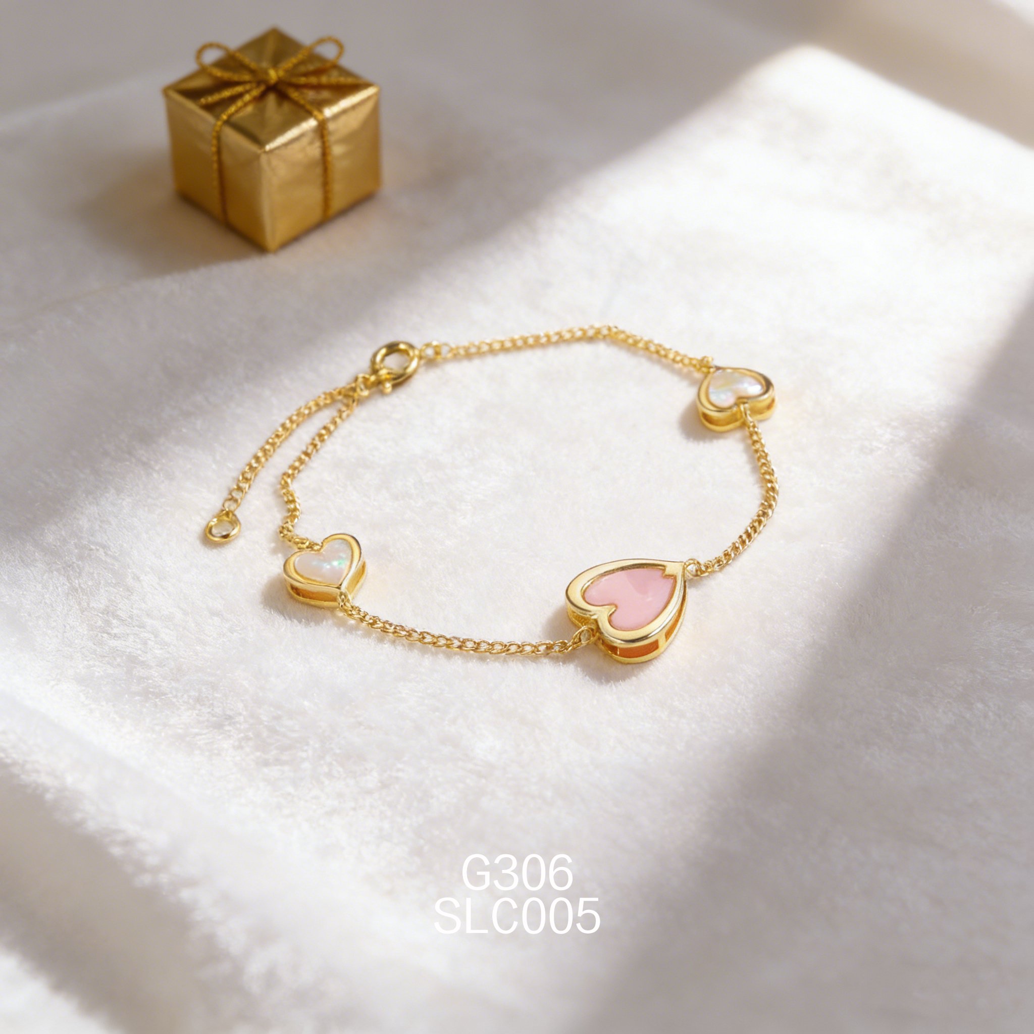 电镀黄金白贝女皇贝心形手链
