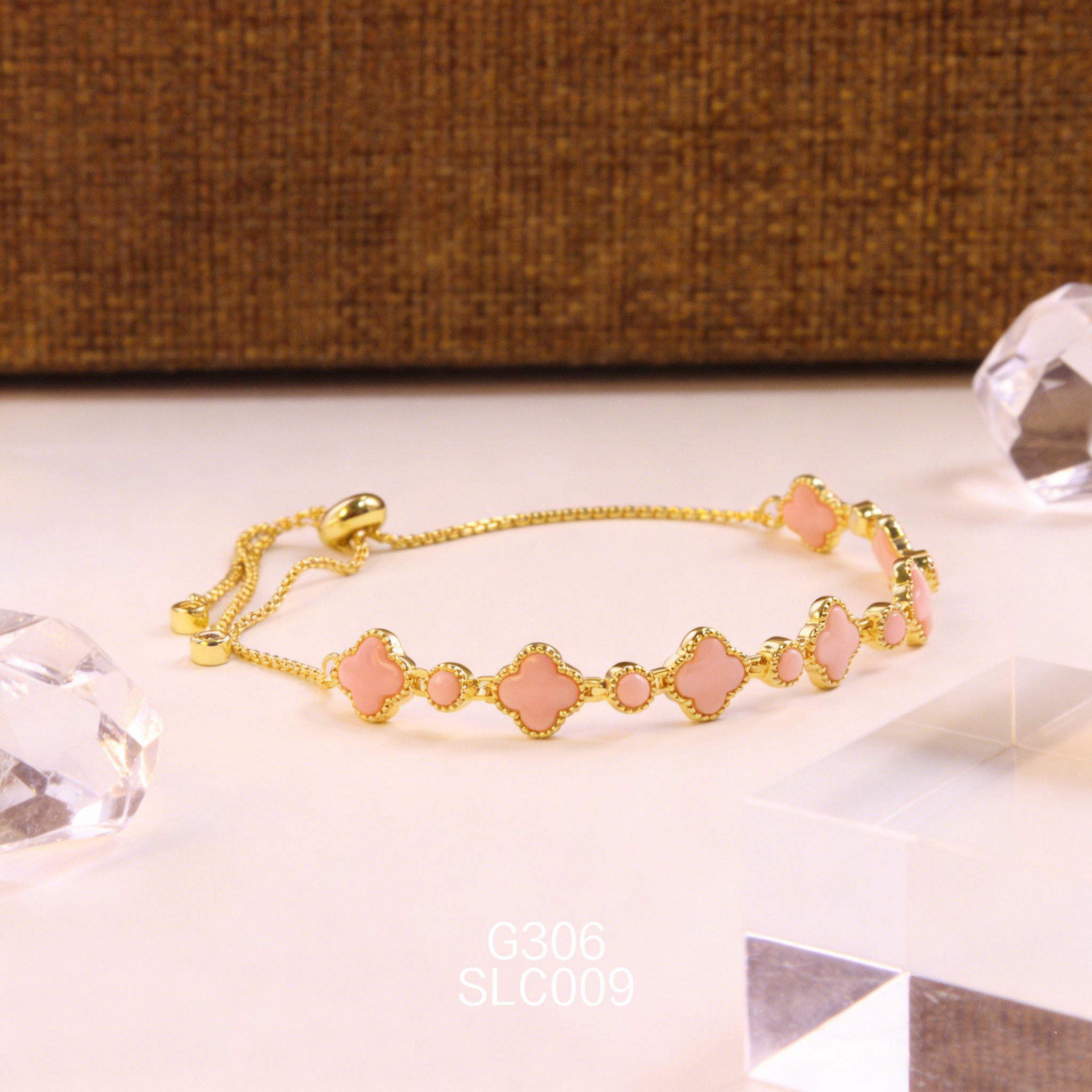 電鍍黃金女皇貝幸運草手鏈