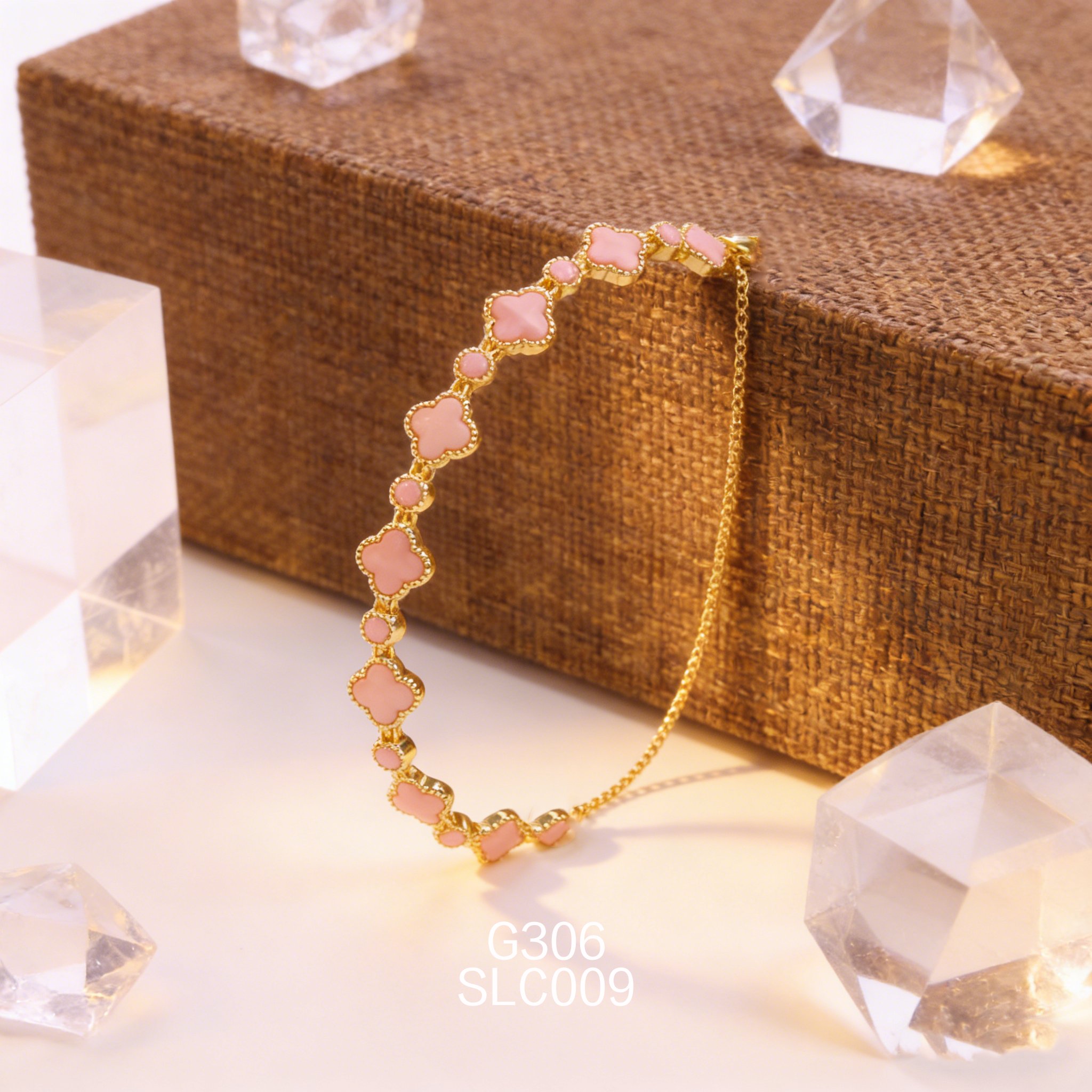 電鍍黃金女皇貝幸運草手鏈