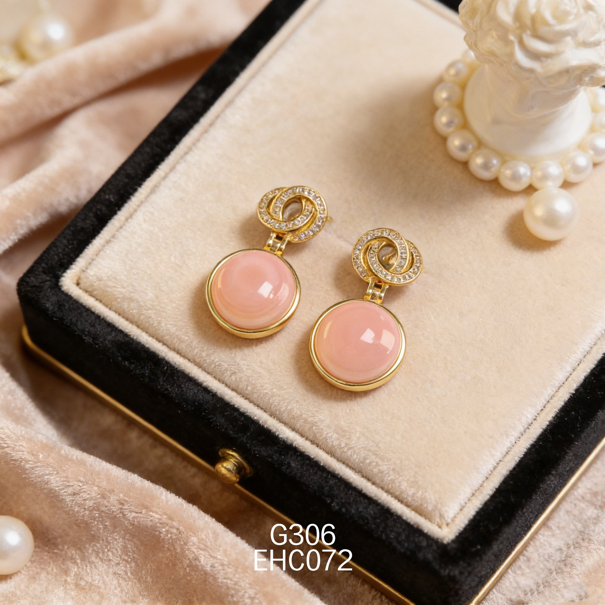 电镀黄金螺纹锆石 14mm 女皇贝耳环